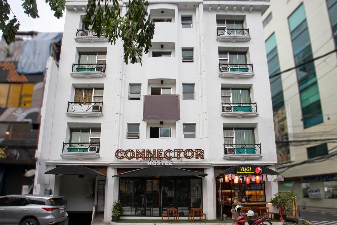 Oyo 821 Connector Hostel Makati City Buitenkant foto